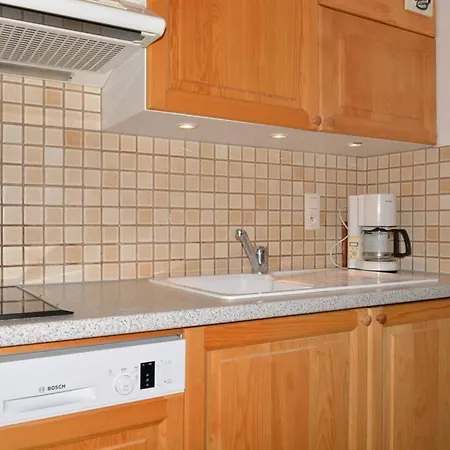 3 Pieces/6 Pers Avec Cheminee Et Parking Couvert - Fr-1-241-229 Lägenhet *